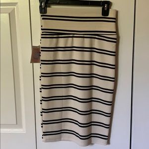 LulaRoe Cassie